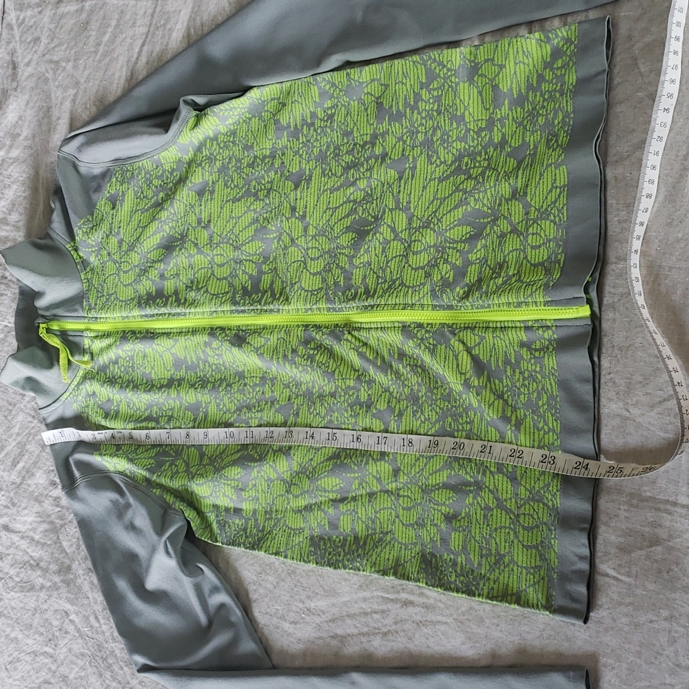 Fabletics zip up - Picture 7 of 12